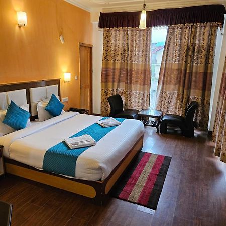 Hotel Akash Regency มะนาลี ภายนอก รูปภาพ