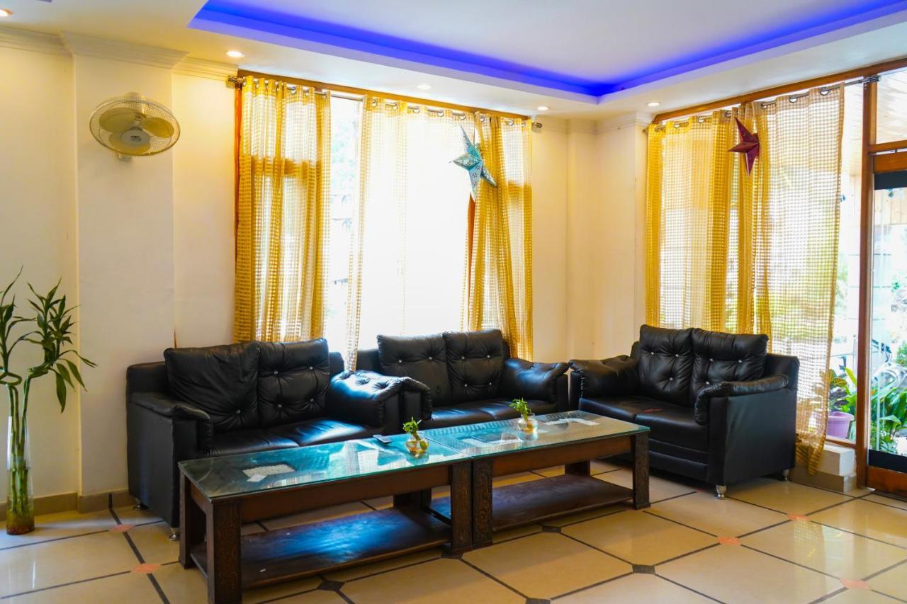 Hotel Akash Regency มะนาลี ภายนอก รูปภาพ