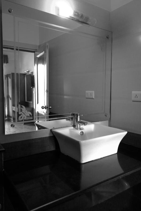 Hotel Akash Regency มะนาลี ภายนอก รูปภาพ