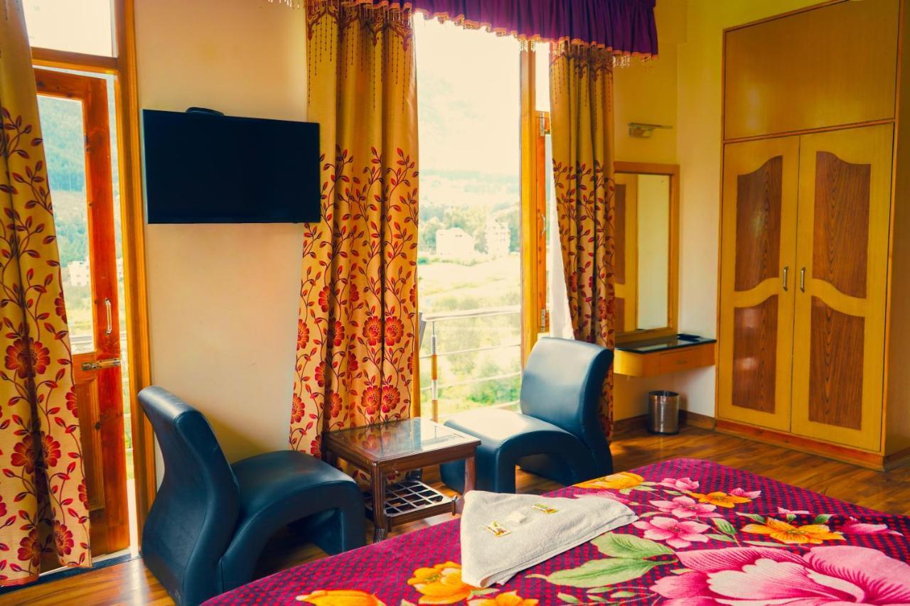 Hotel Akash Regency มะนาลี ภายนอก รูปภาพ