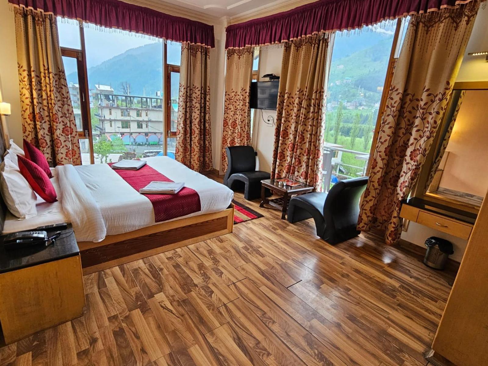 Hotel Akash Regency มะนาลี ภายนอก รูปภาพ