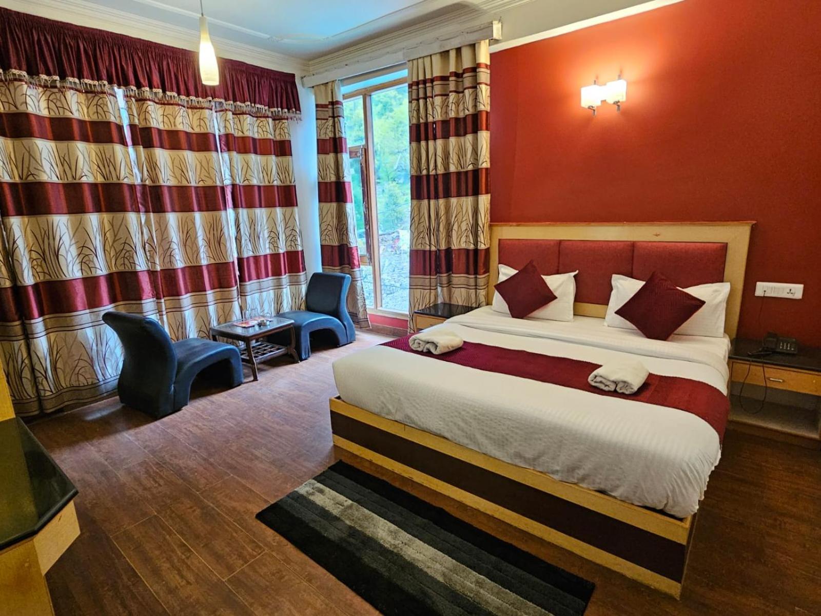 Hotel Akash Regency มะนาลี ภายนอก รูปภาพ